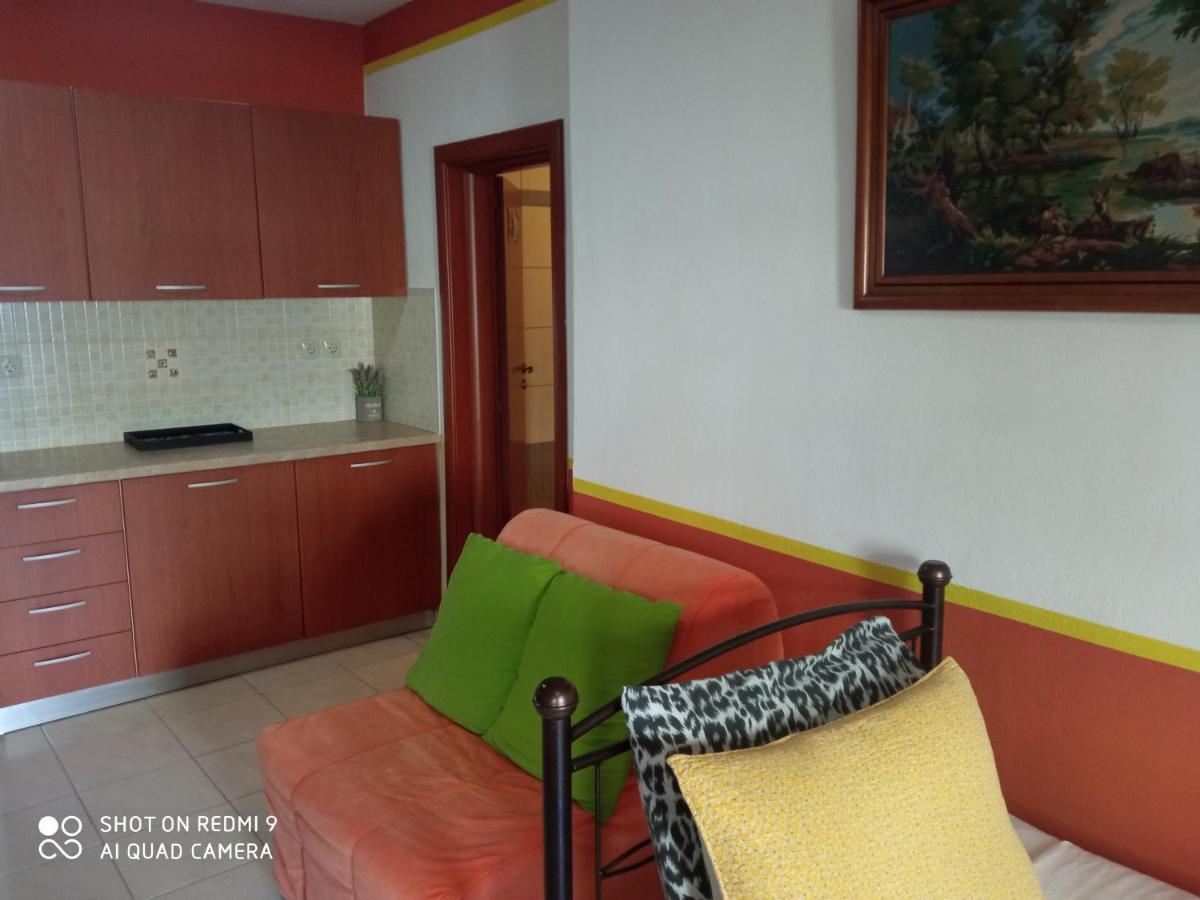 S.D Apartment 2 ลาวริออน ภายนอก รูปภาพ