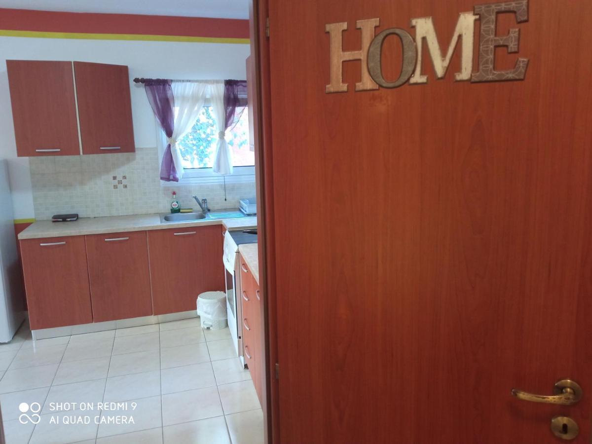 S.D Apartment 2 ลาวริออน ภายนอก รูปภาพ